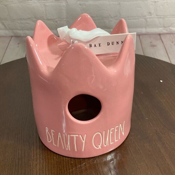 Rae Dunn Artisan Collection Pink Crown shape birdhouse “Queen” imprint NIB - Picture 5 of 5